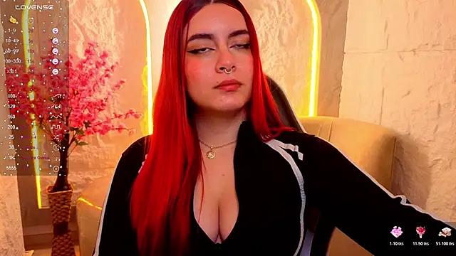 Snapshot of Soffia_Hot_Tx chatting on March 7, 2026, 4:37 pm Soffia Hot Tx online show from March 7, 2026, 4:37 pm