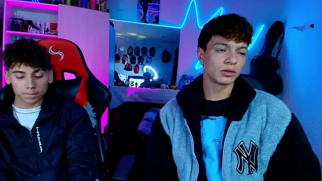 Snapshot of RawDuddes chatting on March 14, 2026, 6:52 am RawDuddes online show from March 14, 2026, 6:52 am