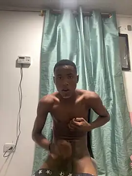 Snapshot of chriss_ath chatting on March 4, 2026, 5:02 am chriss ath online show from March 4, 2026, 5:02 am