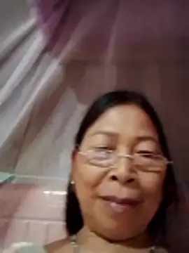 Snapshot of Sky-rain98 chatting on March 12, 2026, 8:15 pm Sky-rain98 online show from March 12, 2026, 8:15 pm