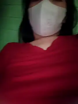 Snapshot of lucie_mehott19 chatting on March 5, 2026, 4:19 am lucie mehott19 online show from March 5, 2026, 4:19 am