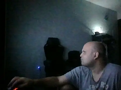 Snapshot of Heavy_RebellxX chatting on March 5, 2026, 1:56 am Heavy RebellxX online show from March 5, 2026, 1:56 am