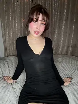 Snapshot of EmmyRichardson chatting on March 5, 2026, 12:45 pm EmmyRichardson online show from March 5, 2026, 12:45 pm