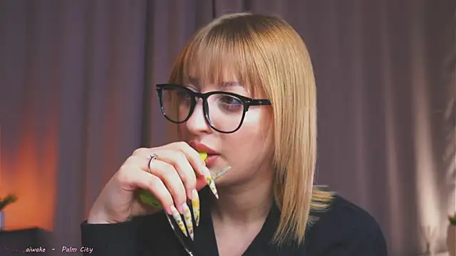 Snapshot of khalisea chatting on March 17, 2026, 4:32 pm khalisea online show from March 17, 2026, 4:32 pm