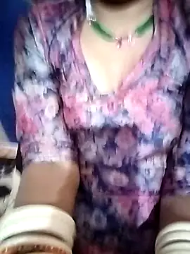 Snapshot of PAYAL_JOSHI99 chatting on March 4, 2026, 5:41 pm PAYAL JOSHI99 online show from March 4, 2026, 5:41 pm