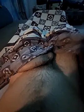 Snapshot of topczik chatting on March 5, 2026, 7:43 pm topczik online show from March 5, 2026, 7:43 pm