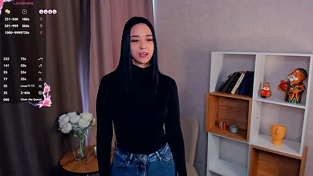 Snapshot of XeniaRoehl chatting on March 5, 2026, 7:15 am XeniaRoehl online show from March 5, 2026, 7:15 am