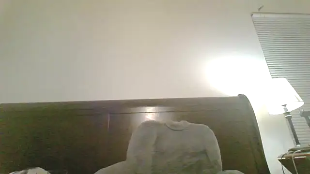 Snapshot of SweetParadise101 chatting on March 6, 2026, 5:04 am SweetParadise101 online show from March 6, 2026, 5:04 am