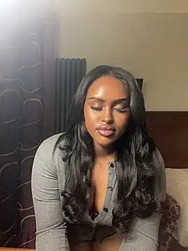 Realriyaaa online show from March 22, 2026, 7:50 pm