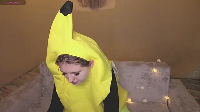 Snapshot of Banana_Bowl chatting on March 5, 2026, 8:43 am Banana Bowl online show from March 5, 2026, 8:43 am