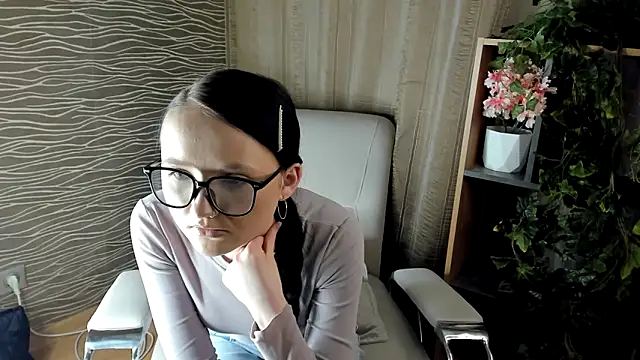 Snapshot of TonetteBeska chatting on March 6, 2026, 9:17 am TonetteBeska online show from March 6, 2026, 9:17 am