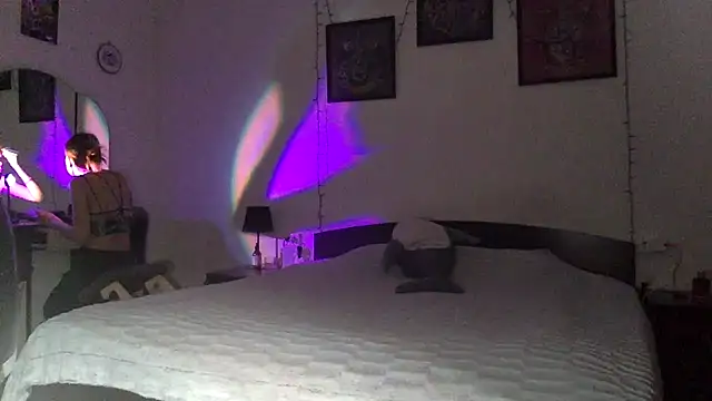 Snapshot of Milk_shakeee chatting on March 13, 2026, 5:36 am Milk shakeee online show from March 13, 2026, 5:36 am