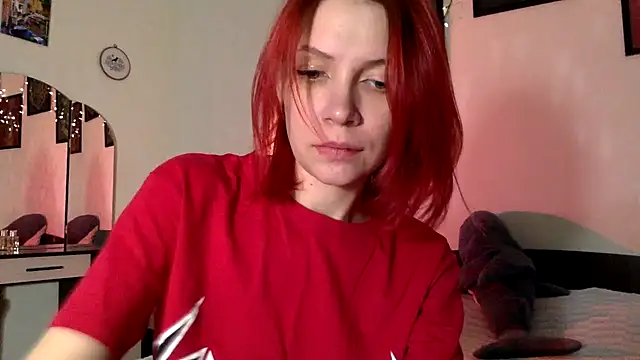 Snapshot of Milk_shakeee chatting on April 13, 2026, 8:53 am Milk shakeee online show from April 13, 2026, 8:53 am