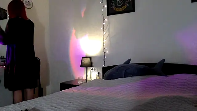 Snapshot of Milk_shakeee chatting on April 16, 2026, 7:42 am Milk shakeee online show from April 16, 2026, 7:42 am
