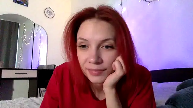 Snapshot of Milk_shakeee chatting on April 28, 2026, 7:35 am Milk shakeee online show from April 28, 2026, 7:35 am