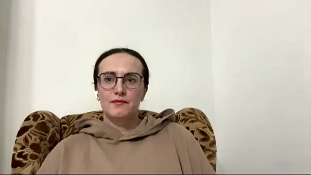 Snapshot of SofiaTease chatting on March 17, 2026, 4:43 pm SofiaTease online show from March 17, 2026, 4:43 pm