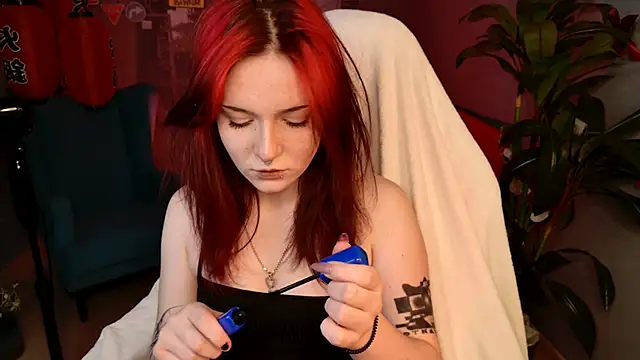 Snapshot of LizzyRid chatting on March 10, 2026, 6:02 pm LizzyRid online show from March 10, 2026, 6:02 pm