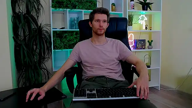 Snapshot of Eddie_Baker chatting on March 12, 2026, 11:00 pm Eddie Baker online show from March 12, 2026, 11:00 pm