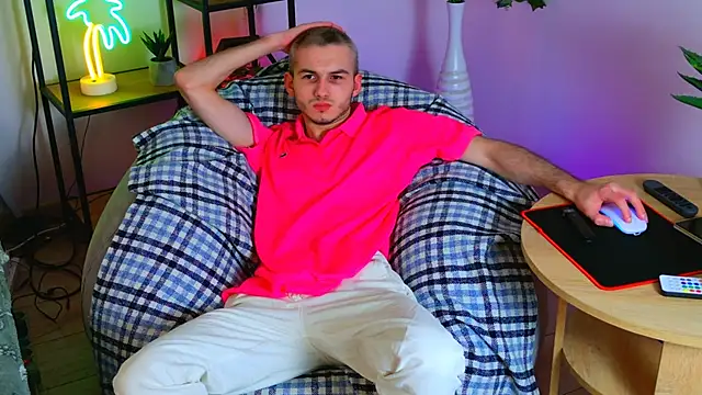 Snapshot of Magic_Storms chatting on March 13, 2026, 9:10 pm Magic Storms online show from March 13, 2026, 9:10 pm