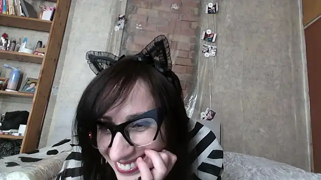 Snapshot of Barbie_Rococo chatting on April 24, 2026, 7:27 pm Barbie Rococo online show from April 24, 2026, 7:27 pm