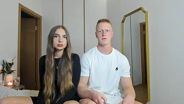 Snapshot of StepSisandStepBro chatting on March 7, 2026, 6:05 pm StepSisandStepBro online show from March 7, 2026, 6:05 pm