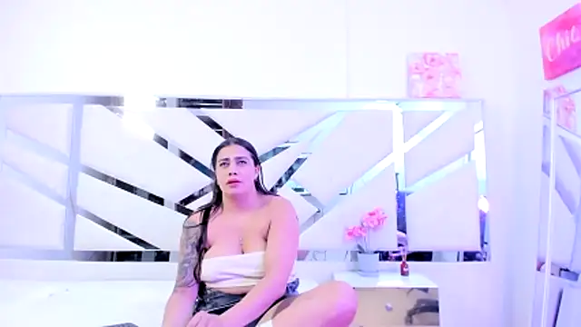 Sophia RousX online show from July 2, 2026, 3:23 am