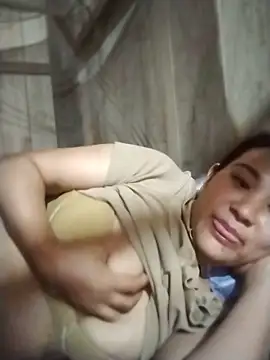 mylove-cute online show from May 12, 2026, 7:22 pm