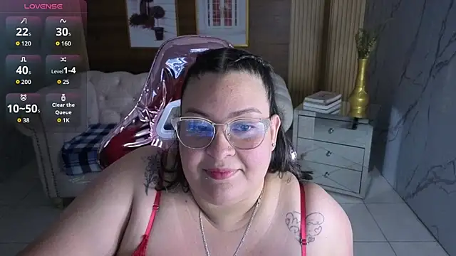 Astrid1 s online show from May 5, 2026, 3:25 am