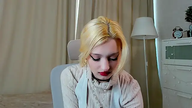 Snapshot of KatherinaFissell chatting on March 9, 2026, 10:52 am KatherinaFissell online show from March 9, 2026, 10:52 am