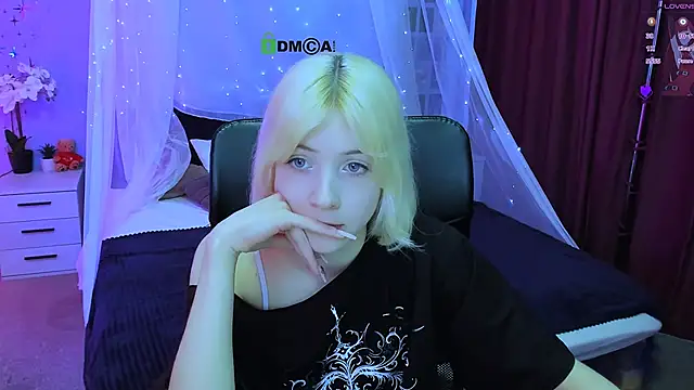  sabrina moore online show from May 3, 2026, 8:53 am