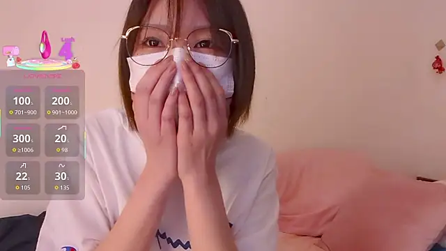 Snapshot of -maimaii chatting on March 6, 2026, 12:45 pm -maimaii online show from March 6, 2026, 12:45 pm