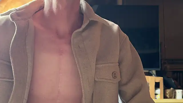 Snapshot of Densco1984 chatting on March 6, 2026, 1:18 pm Densco1984 online show from March 6, 2026, 1:18 pm