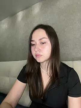 Snapshot of KarinaBlar chatting on March 10, 2026, 2:11 pm KarinaBlar online show from March 10, 2026, 2:11 pm