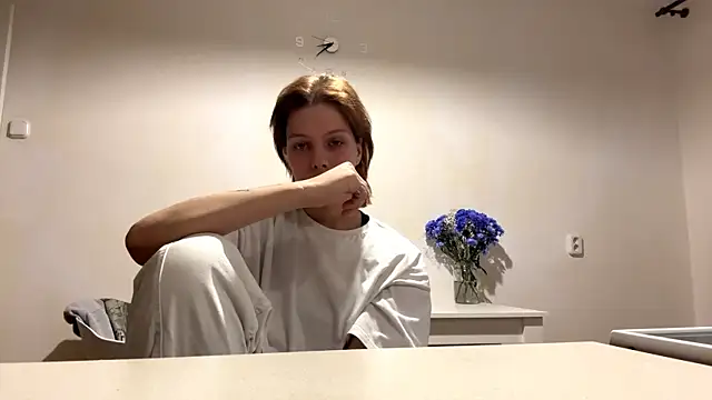 Snapshot of NgaFriebel chatting on March 9, 2026, 4:22 pm NgaFriebel online show from March 9, 2026, 4:22 pm