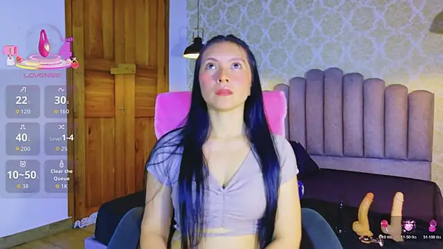 Chloe16  online show from May 30, 2026, 8:17 pm