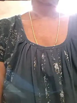 Snapshot of ranidas99 chatting on March 10, 2026, 5:45 am ranidas99 online show from March 10, 2026, 5:45 am