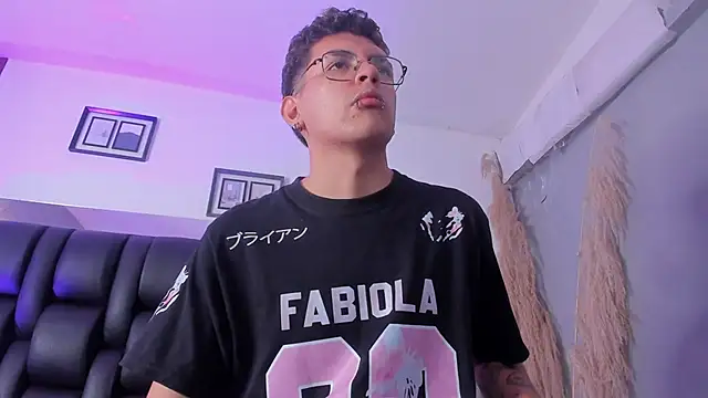 dalhia and hades online show from May 16, 2026, 12:59 pm