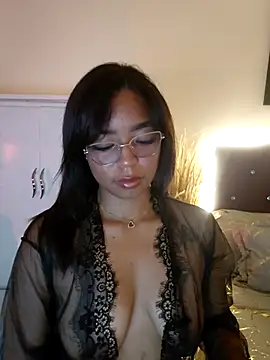 Snapshot of nathyjonees chatting on April 21, 2026, 5:58 am nathyjonees online show from April 21, 2026, 5:58 am