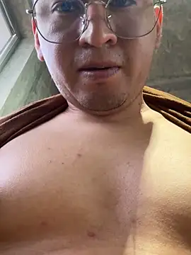 Snapshot of GoldenM95 chatting on March 11, 2026, 7:09 pm GoldenM95 online show from March 11, 2026, 7:09 pm