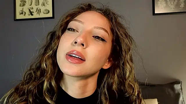 Snapshot of LYEAHAVEN chatting on March 18, 2026, 10:13 pm LYEAHAVEN online show from March 18, 2026, 10:13 pm