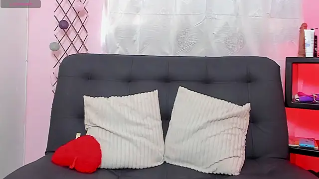 Snapshot of Nicolle_Duke chatting on March 12, 2026, 7:53 pm Nicolle Duke online show from March 12, 2026, 7:53 pm