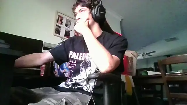 Snapshot of Sebastiansin229 chatting on March 7, 2026, 12:18 am Sebastiansin229 online show from March 7, 2026, 12:18 am