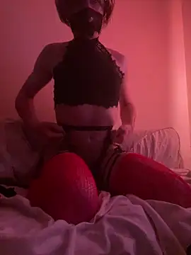 Snapshot of Littlecattts chatting on March 10, 2026, 6:18 am Littlecattts online show from March 10, 2026, 6:18 am