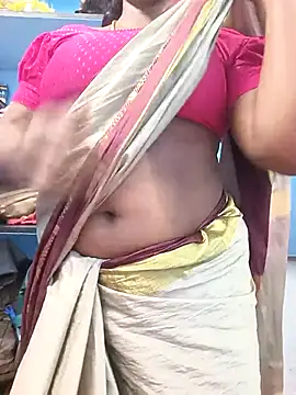 Snapshot of jothika45 chatting on March 13, 2026, 4:35 pm jothika45 online show from March 13, 2026, 4:35 pm