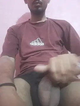 Snapshot of king_parth2002 chatting on July 8, 2026, 9:19 pm king parth2002 online show from July 8, 2026, 9:19 pm