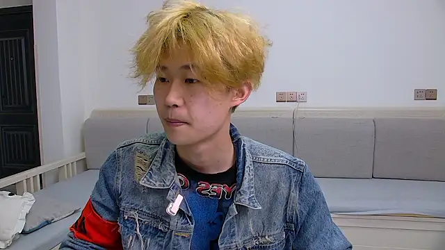 Snapshot of Chili-001 chatting on March 9, 2026, 10:19 am Chili-001 online show from March 9, 2026, 10:19 am