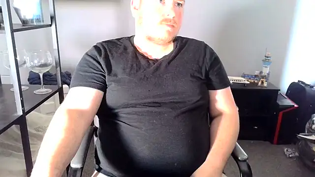 Snapshot of bshcock chatting on June 20, 2026, 12:30 pm bshcock online show from June 20, 2026, 12:30 pm