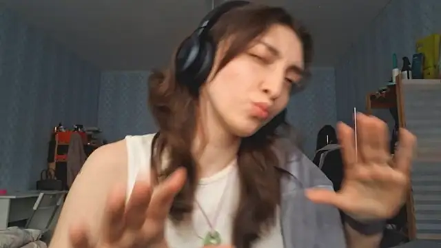 Snapshot of CindyLight chatting on March 17, 2026, 3:26 pm CindyLight online show from March 17, 2026, 3:26 pm