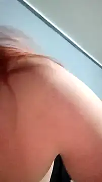 Snapshot of sexymomma2026 chatting on March 9, 2026, 10:25 pm sexymomma2026 online show from March 9, 2026, 10:25 pm