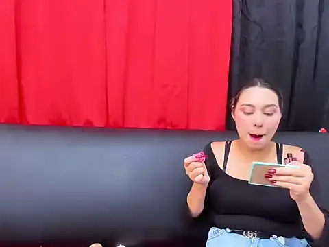 Snapshot of Hot_blowjobs_ chatting on March 13, 2026, 7:42 pm Hot blowjobs online show from March 13, 2026, 7:42 pm